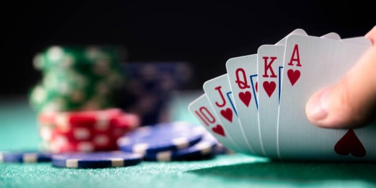 Analisi del mercato dei casinò online nel 2026: previsioni e tendenze emergenti