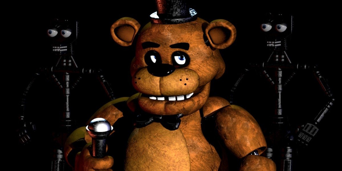 Peeking Behind the Curtains: How to Experience the Terror of Freddy Fazbear's
